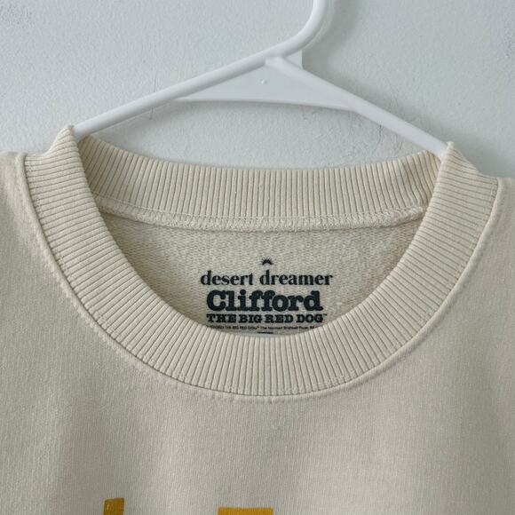 Desert Dreamer Women's Clifford The Big Red Dog Sweatshirt Pullover XL NWOT - Picture 2 of 6